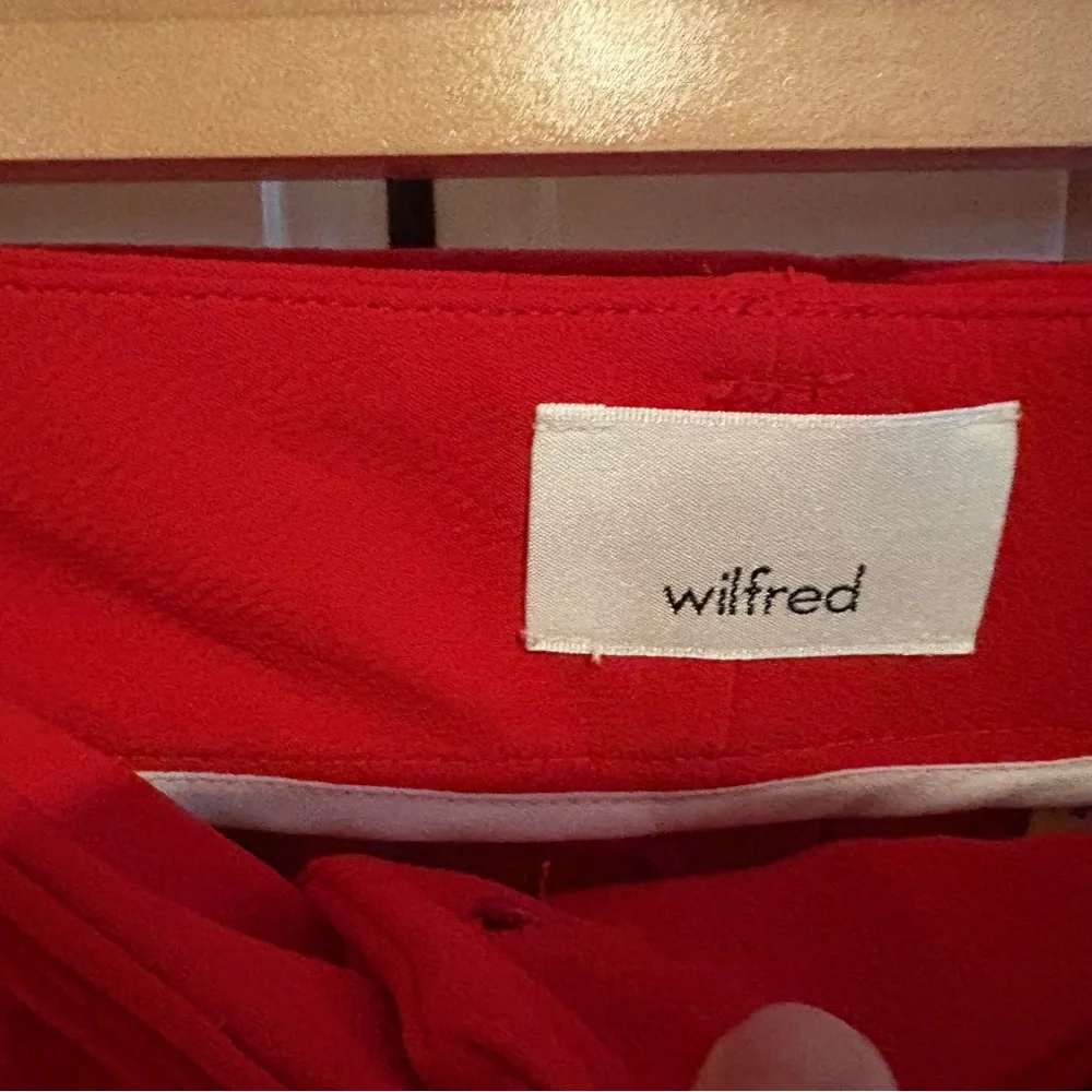 Wilfred  Red Belted Shorts - Picture 4 of 4